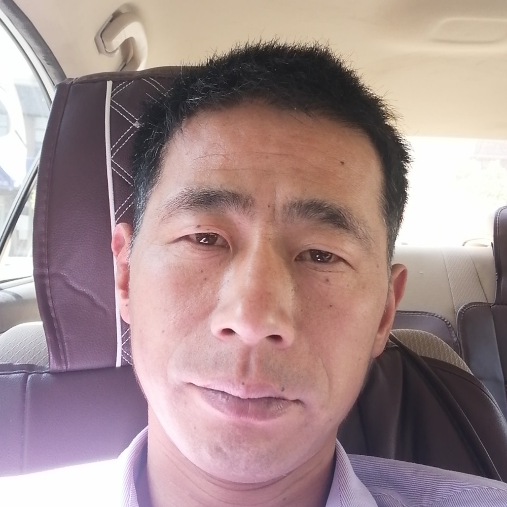 短靴倾心单身的照片