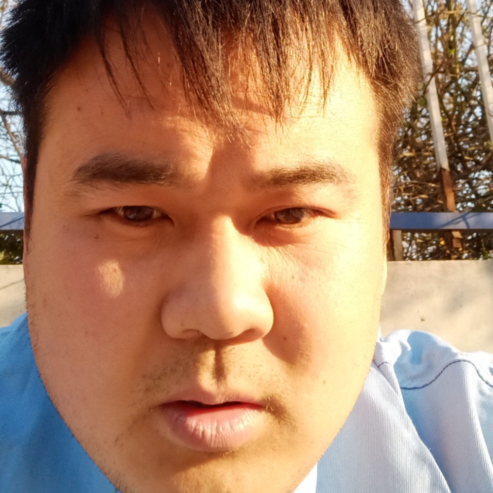 蓝蓝的天空1的照片