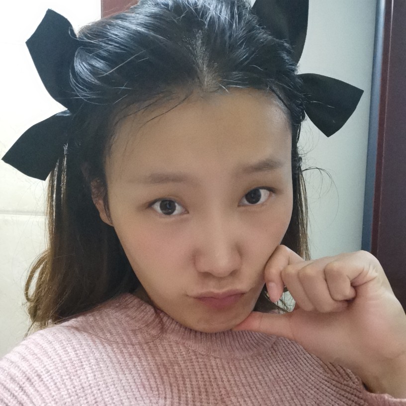丝姑娘爱猫猫的照片