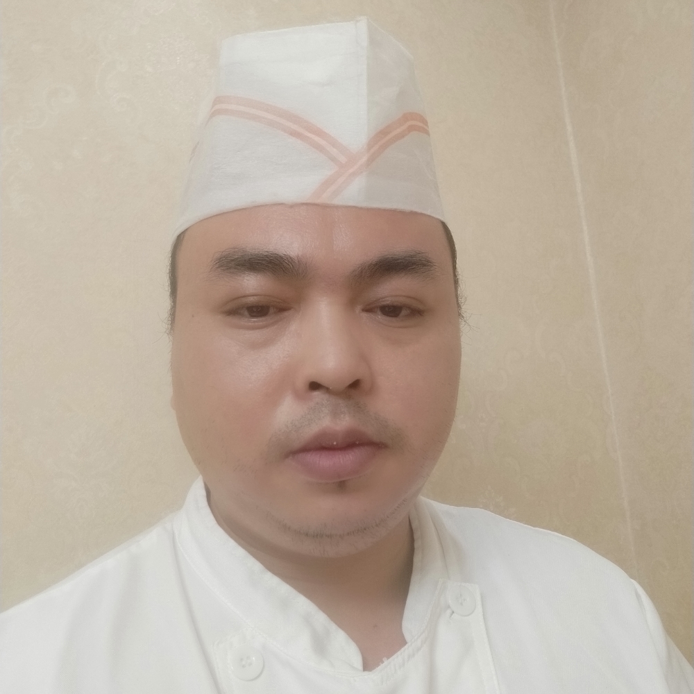 火车凝眸认真的照片