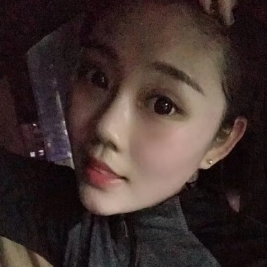 孤单的玫瑰的照片