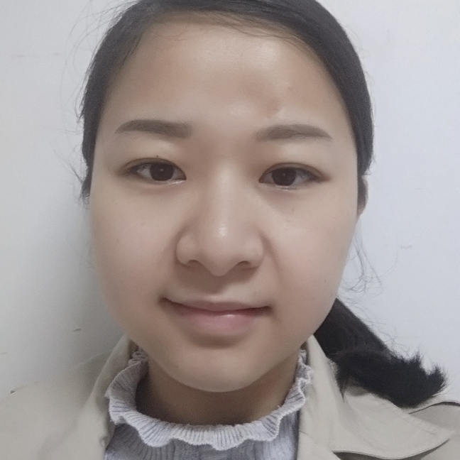 舒荷过时的照片