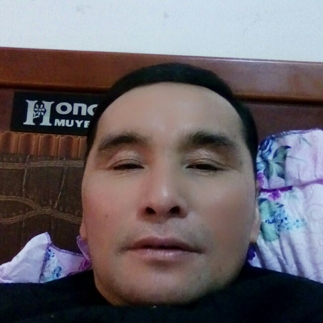深诚的照片