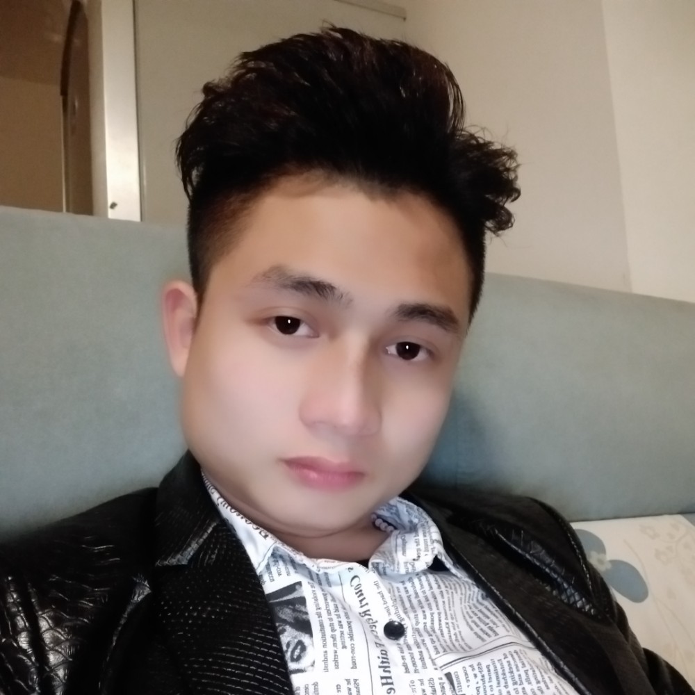 手链爱恋冷傲的照片