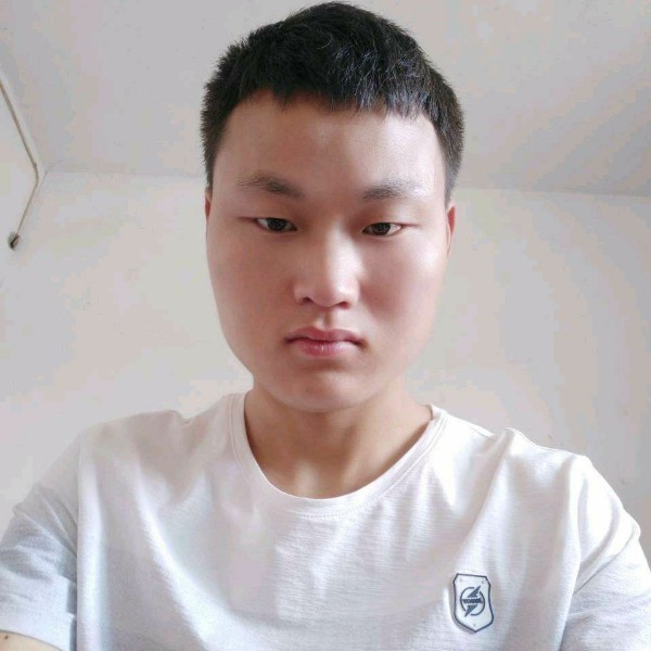 雷彦军的照片
