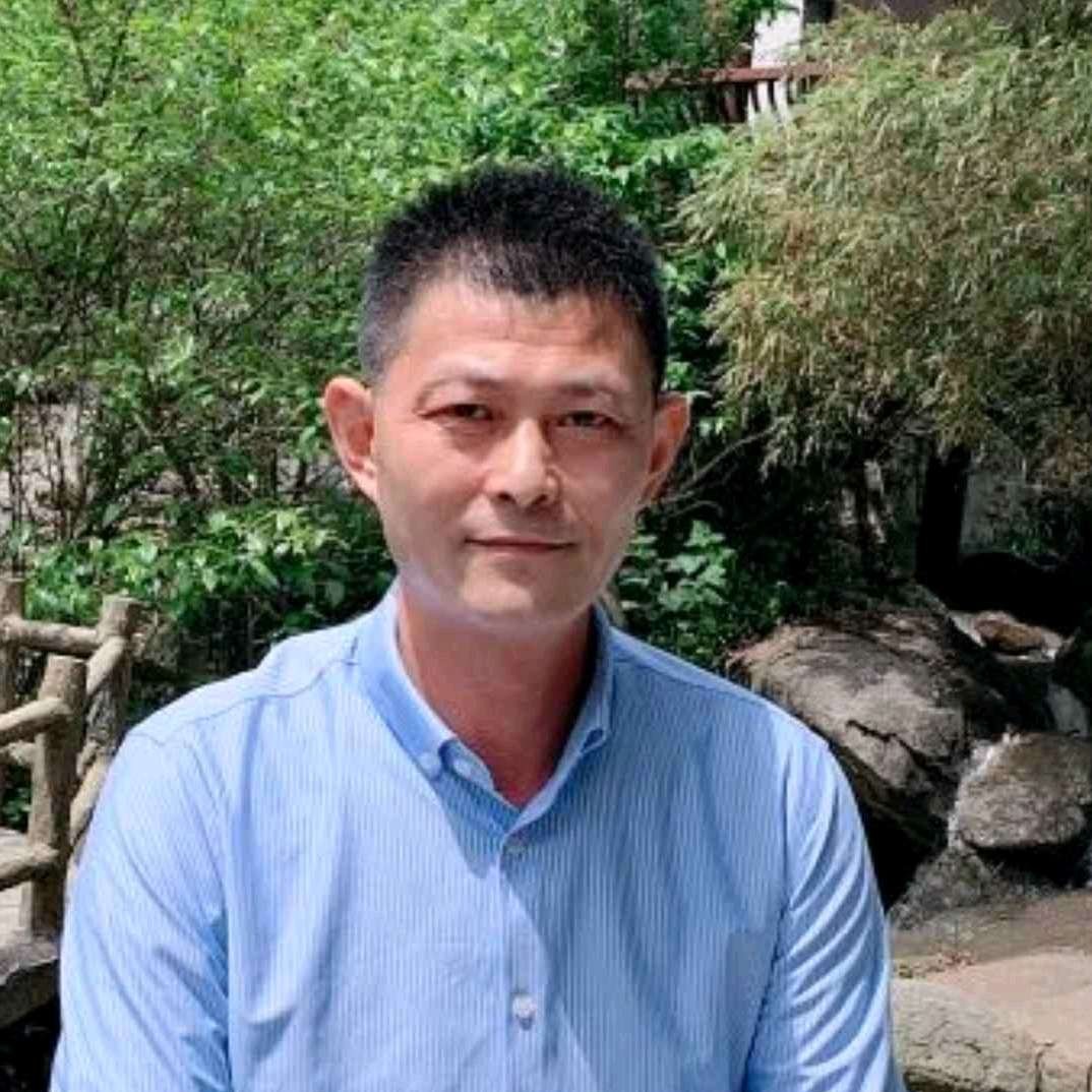 唇彩那谁的照片