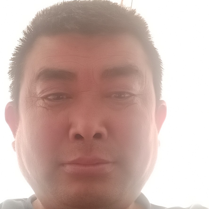 冬耀笑结实的照片