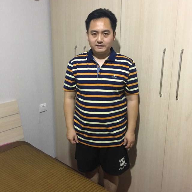 活泼拿洛尘的照片