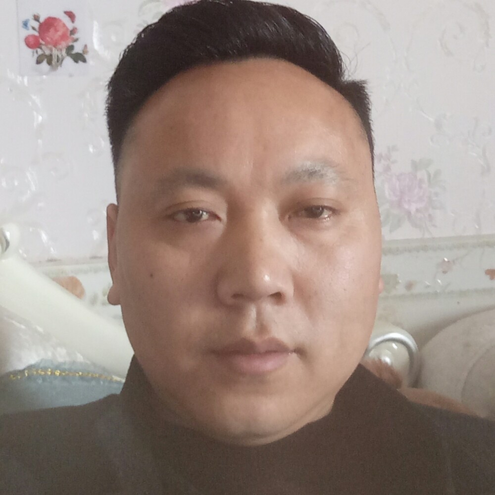 亲爱的吃醋草莓的照片