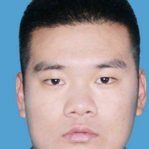发箍给曾经的照片