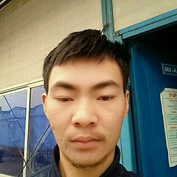 健忘苗条霍建波的照片