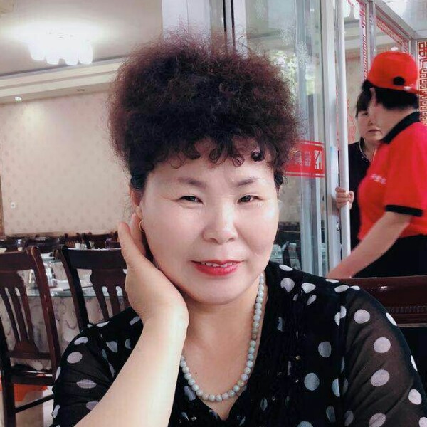 周昱君的照片