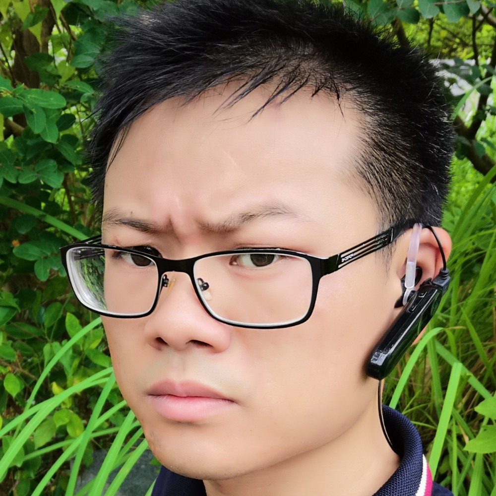 流浪诗人木易的照片