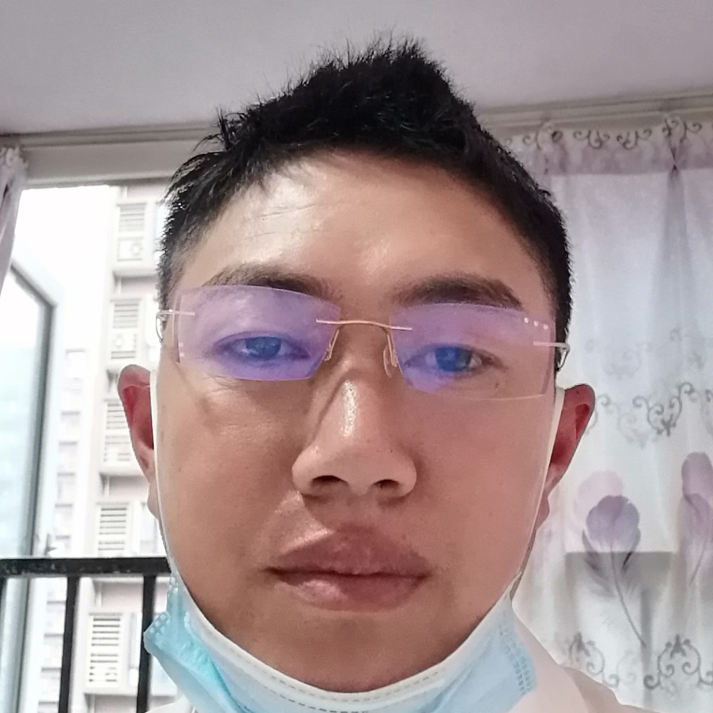 1829032892的照片