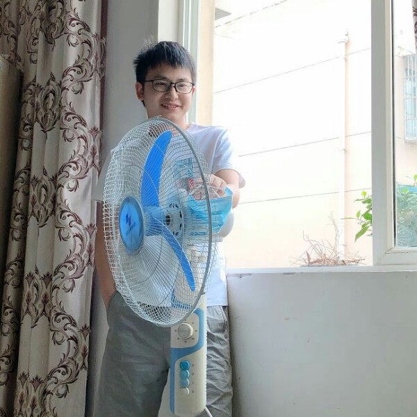 无言π的照片