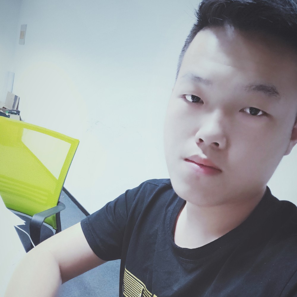 泪光在闪烁的照片