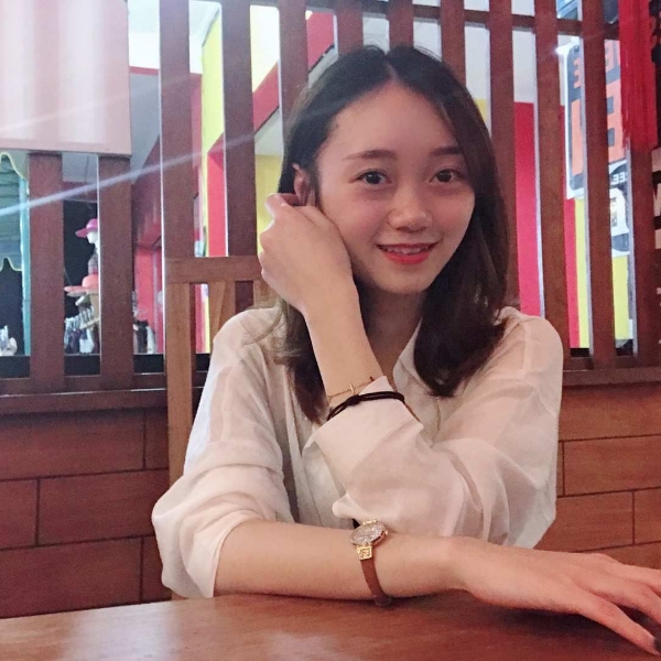 小妖思的照片