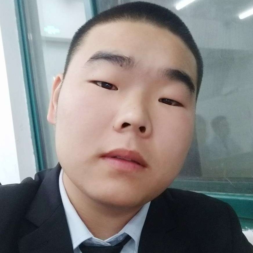 幼耳的照片