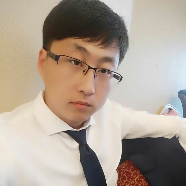 白秋殇的照片