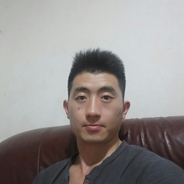 钟乐乐的照片