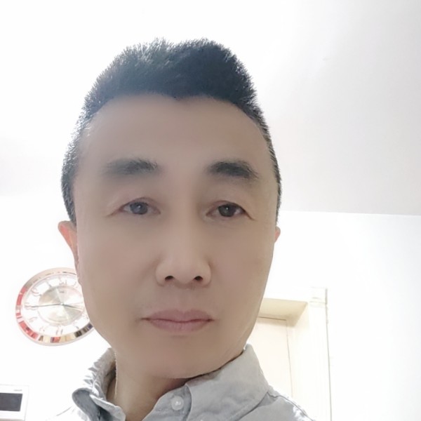 甘奉君的照片