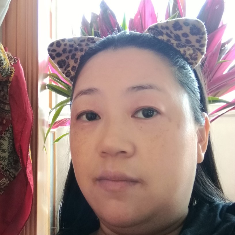 夏日里的一抹淡蓝的照片