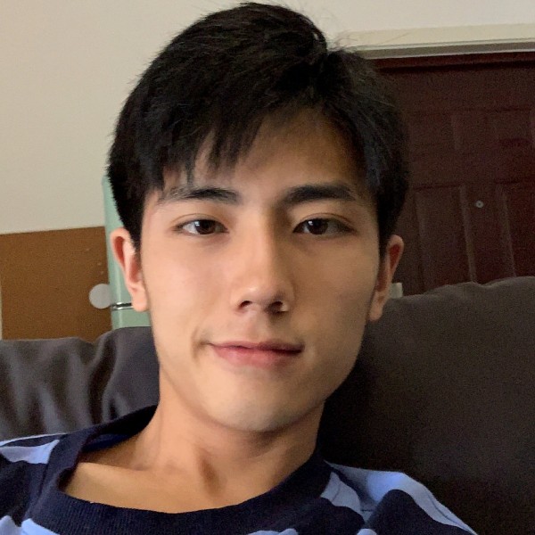 苏思成的照片
