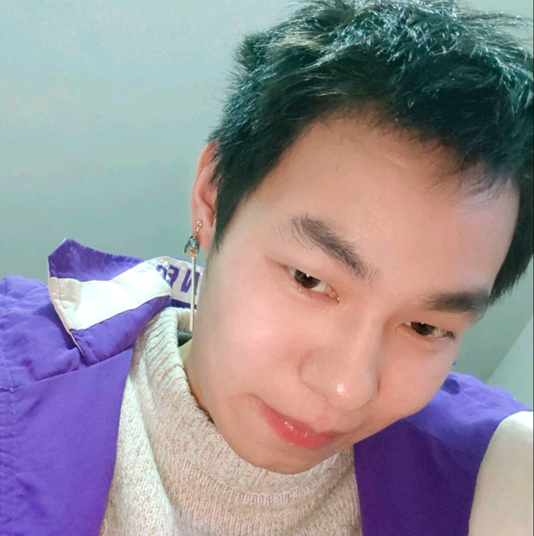 帅哥有拉长的照片