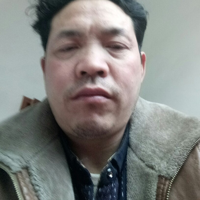 怕黑小伙的照片