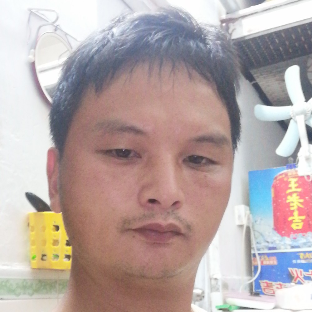 甜美拾忆草莓的照片