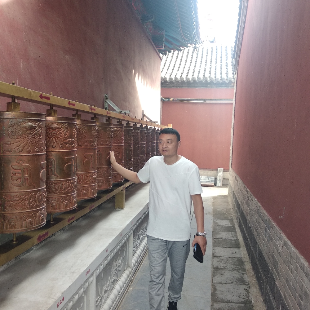 陈国伟的照片