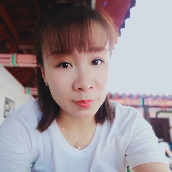 紫萱霓裳的照片