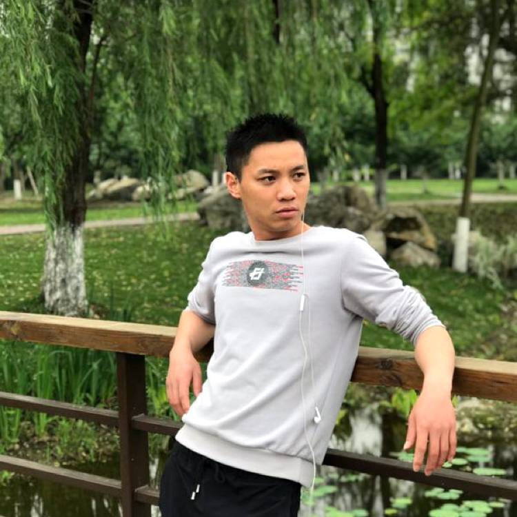 沉默倾心小鸽子的照片