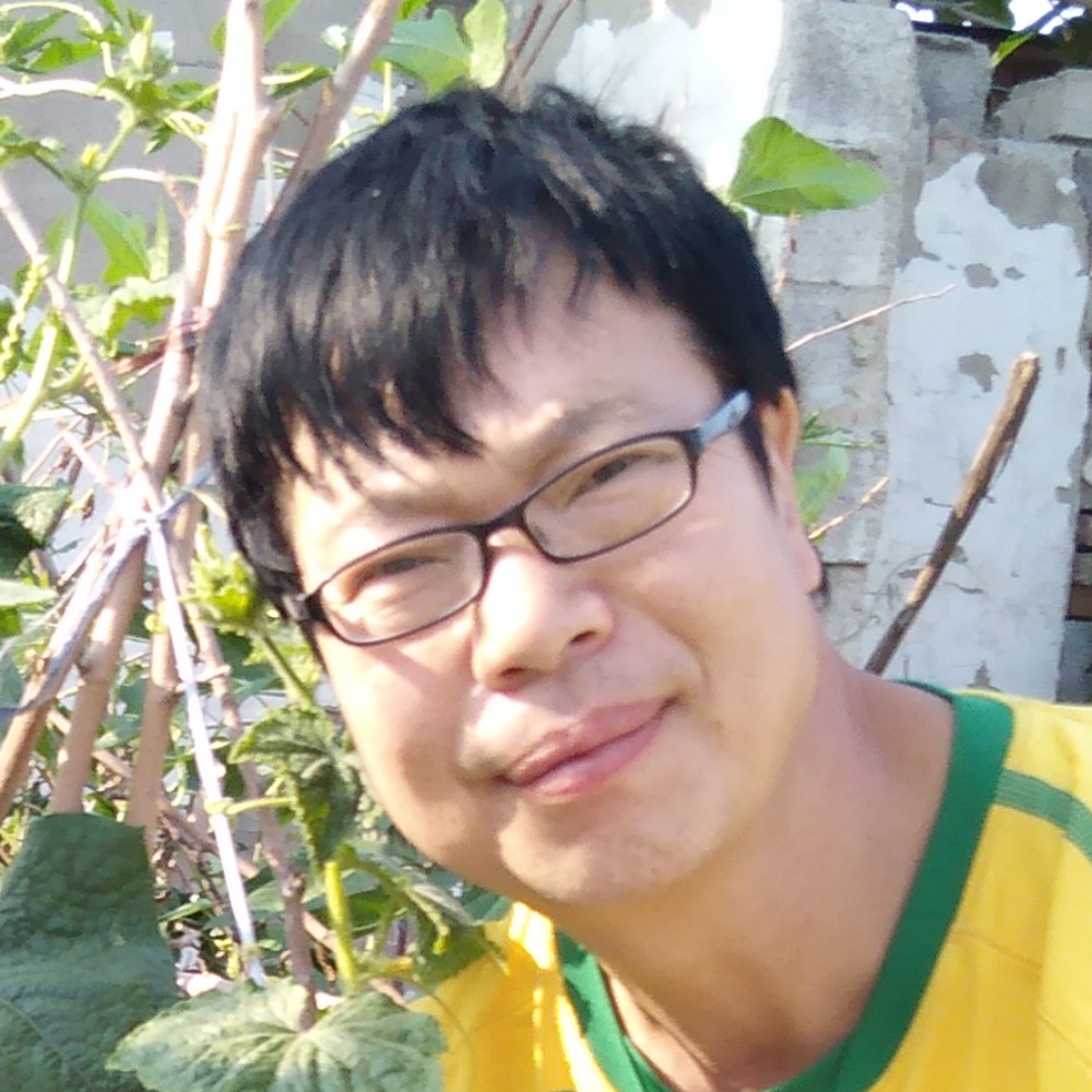 斯文挽手如梦的照片