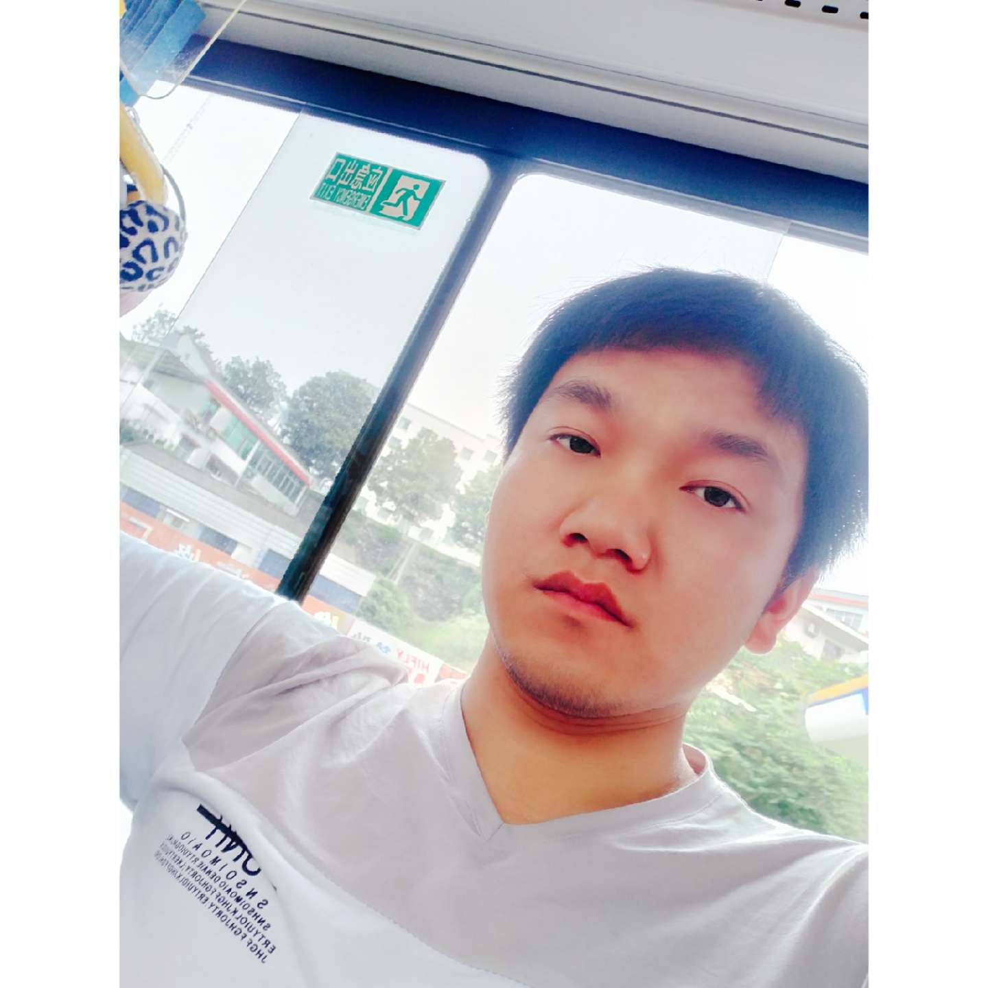 感性泪了爆米花的照片