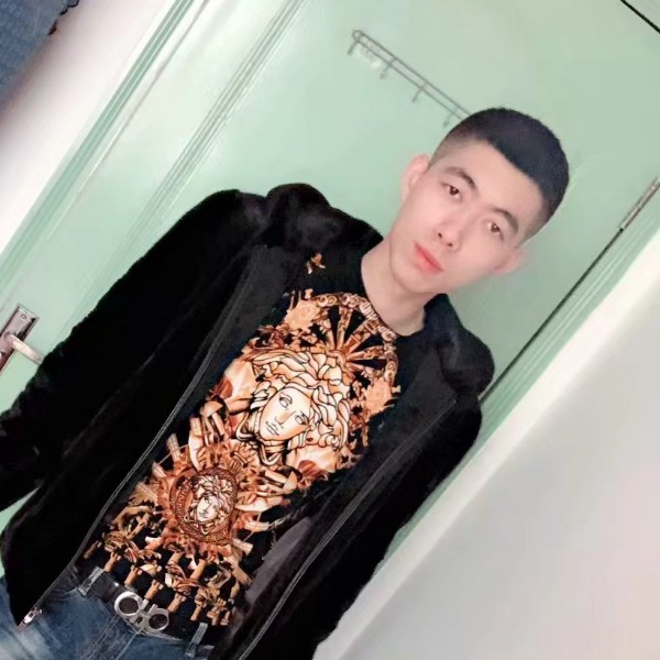 一个钢铁直男的照片