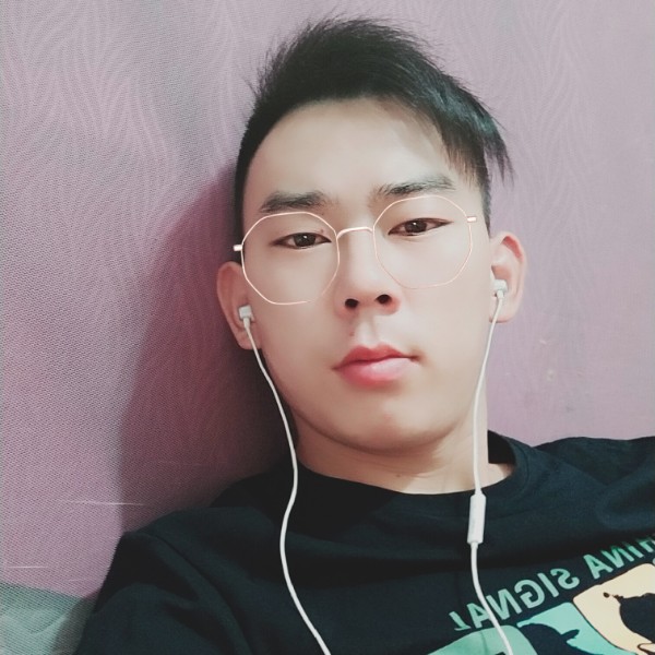 落拓挽手发箍的照片
