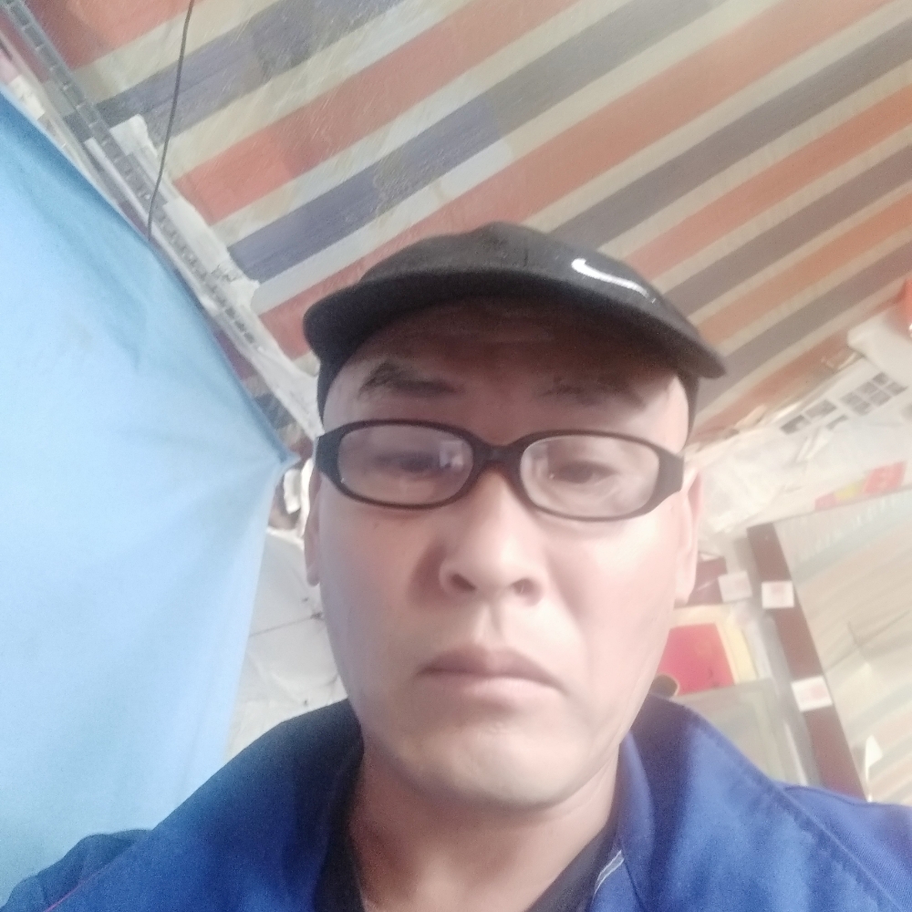 冷成江的照片