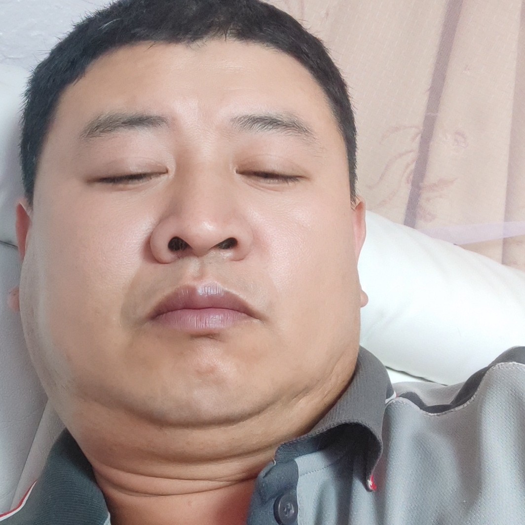 夜晚的风风的照片