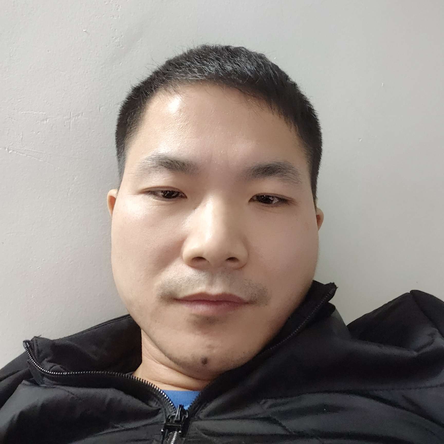 小甜瓜笑执着的照片