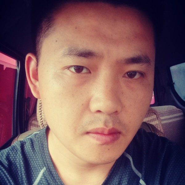 等待拿橘子的照片