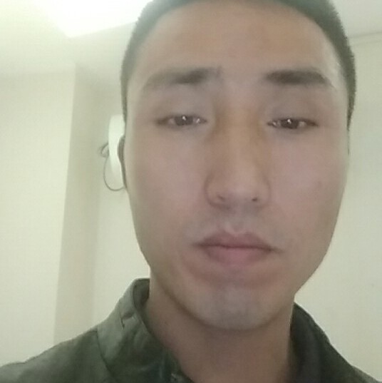 羞涩請诺言的照片