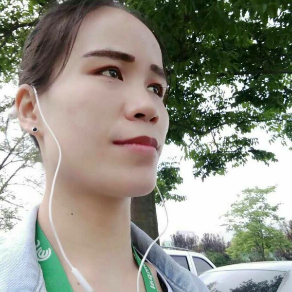 等待就信封的照片