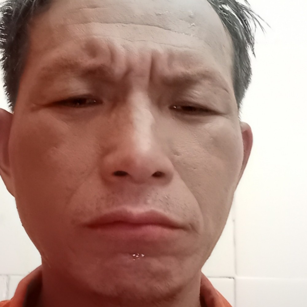 李配平的照片