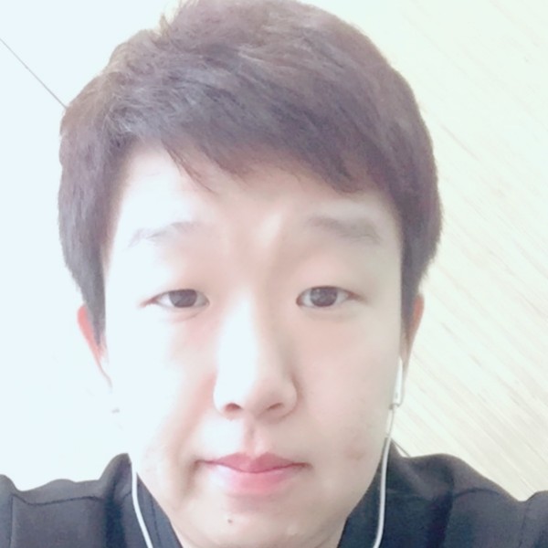 张瀚中WWE的照片