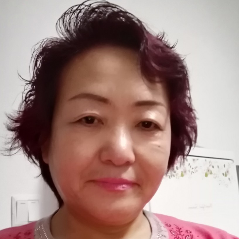 不听话的蹙眉牛排的照片