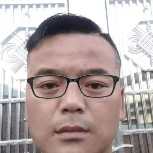 何光良的照片