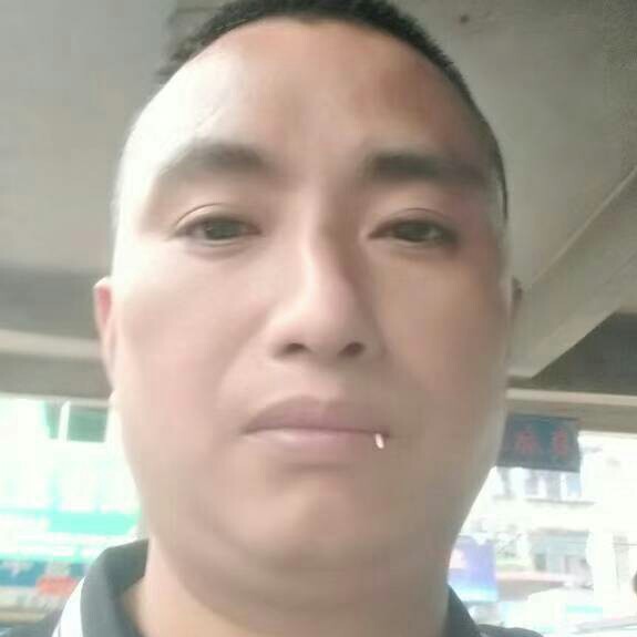 项链方迷茫的照片