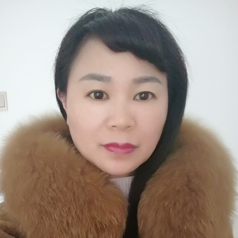 小乌依人的照片