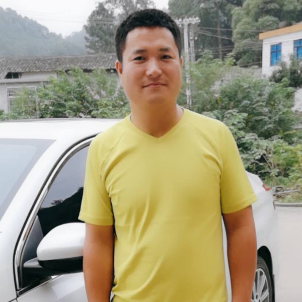 彭毅轶的照片